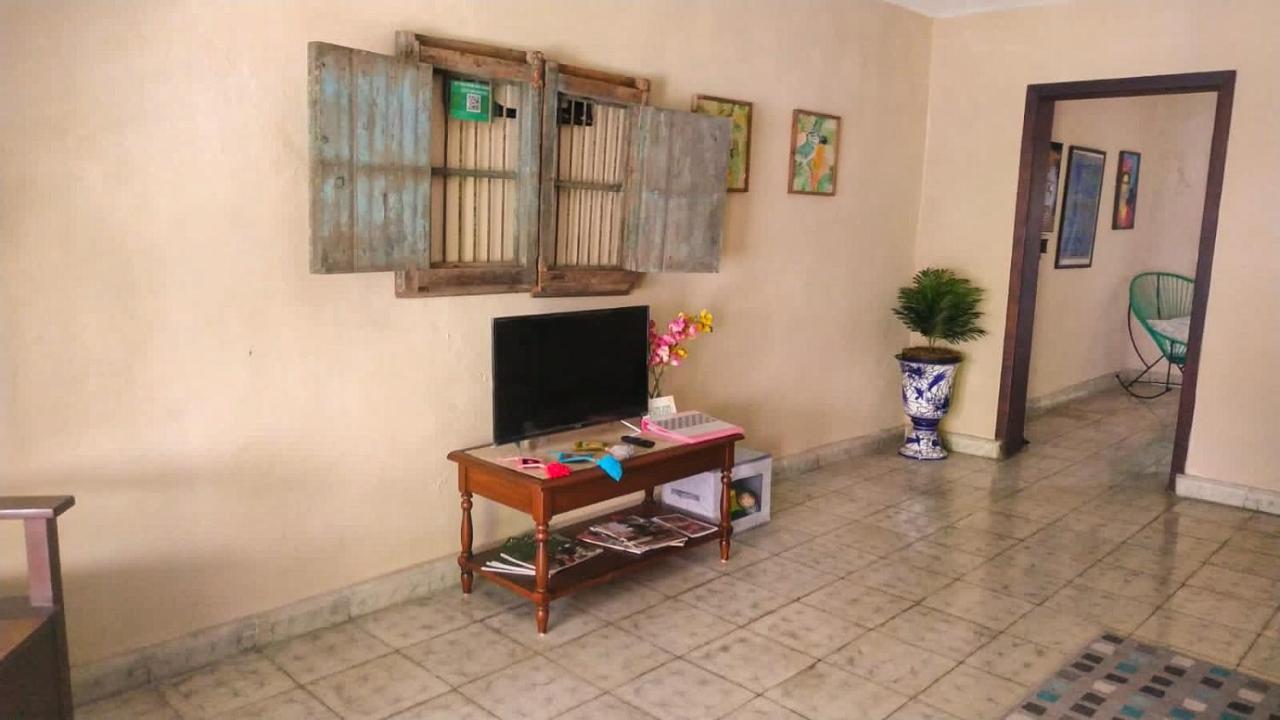 Villa Unique Mystic Pool Yard Only 3 Blocks Main Sq Mérida Exterior foto
